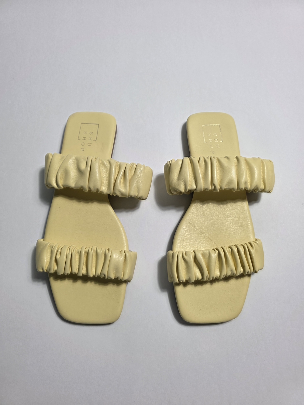 ShuShop Women's Pale Yellow Ruched Double-Strap Slide Sandals
